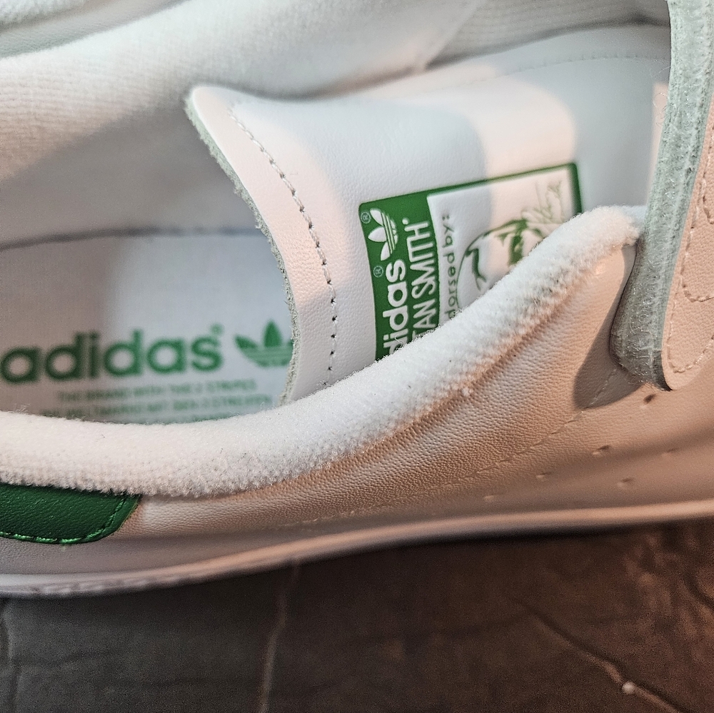 Stan Smith Velcro Adidas Shoes - Picture 5 of 8